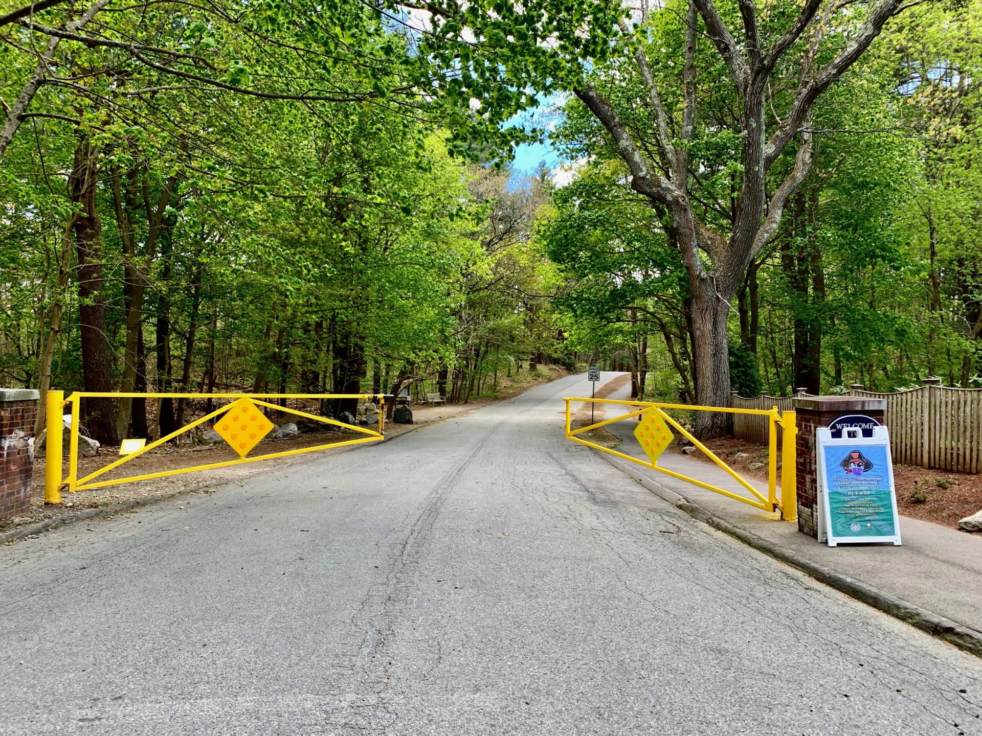 Turner Road gate, Wellesley